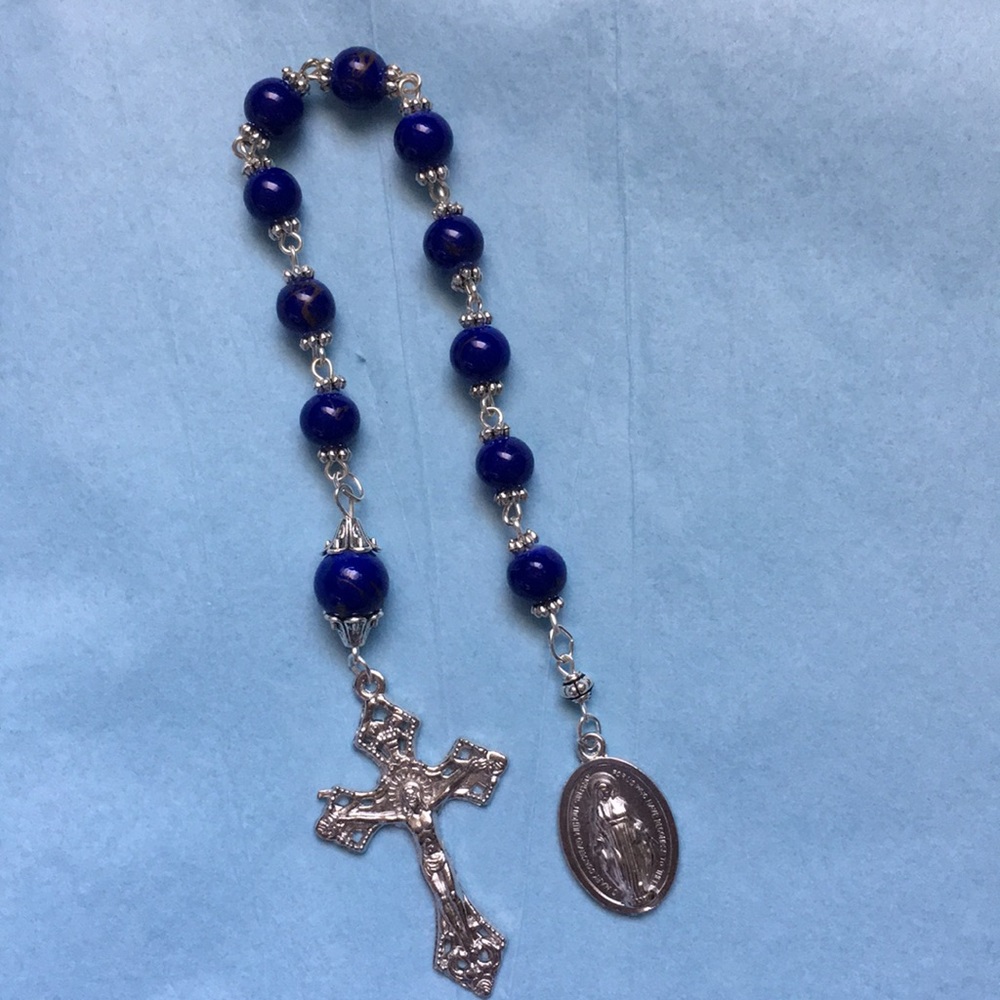 New Blue Marble Pocket Rosary - Picture 3 of 6